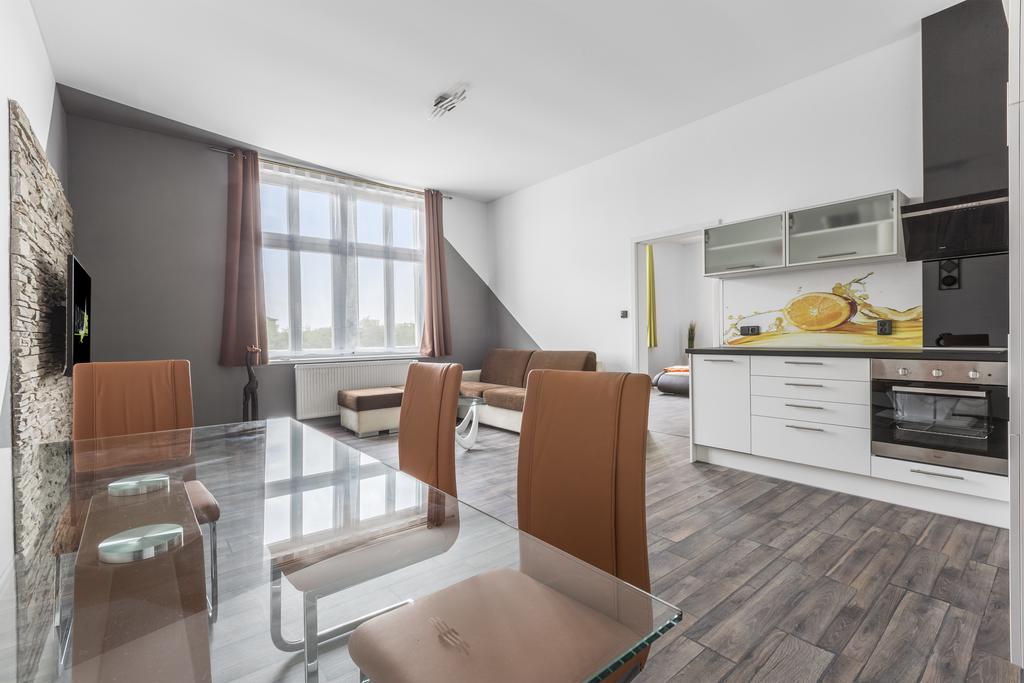 Apartsee Halkova Плзень Екстер'єр фото